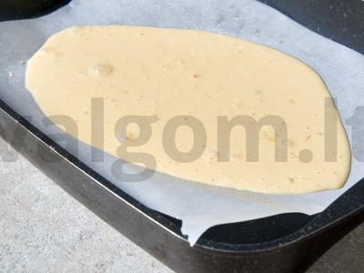 Kiaušinių ritinys su sūriu ir žolelėmis Žingsnis 4