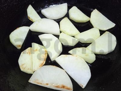 Šiltas salotas su jautiena Žingsnis 1