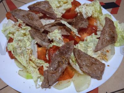 Šiltas salotas su jautiena Žingsnis 7