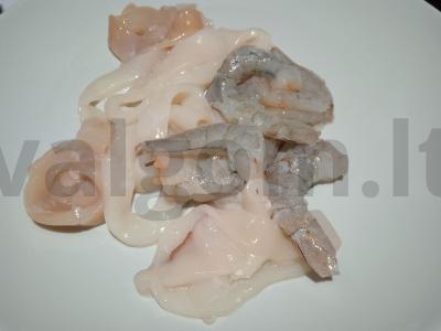 Tom Yum su vištiena ir jūros gėrybėmis Žingsnis 3