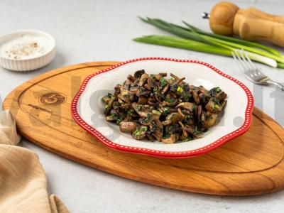 Šampinjonai su česnaku pagrindine nuotrauka