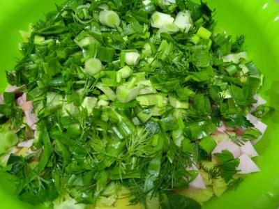 Okroška su pieno dešrelėmis ant beržo sulčių Žingsnis 5