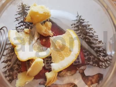 Vanilinis arbata su šaltalankiais ir citrusiniais vaisiais Žingsnis 1