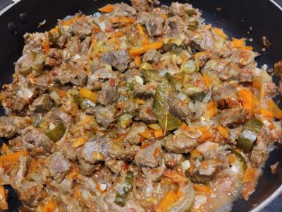 Indėnų troškinys pagrindine nuotrauka