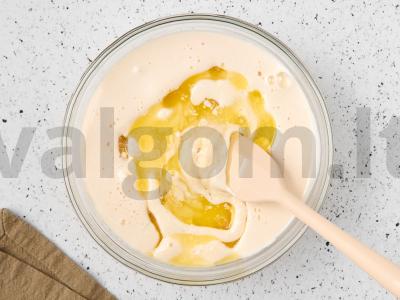 Velykinis pyragas su šokoladu Žingsnis 3