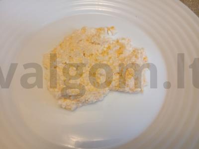 Sūrio blynai su bananais ir karamele Žingsnis 4