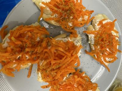 Užkandis su morkomis pagrindine nuotrauka