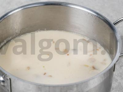 Grybų sriuba su grietinėlėmis ir bulvėmis Žingsnis 11