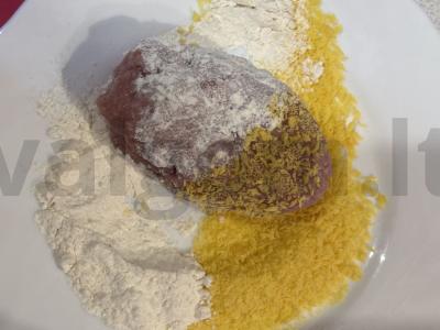 Jautienos kotletai džiūvėsėliuose Žingsnis 4