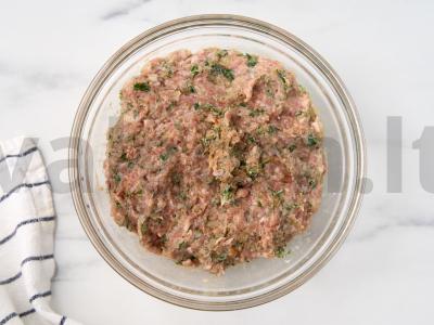 Jautienos ir vištienos lyulya-kebabas Žingsnis 4