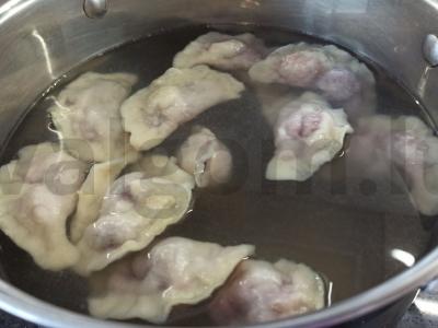 Varenyky su vyšniomis Žingsnis 4