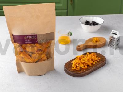 Saldus ryžiai su džiovintomis persimonais ir džiovintais slyvomis Žingsnis 1