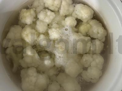 Žiedinė kopūstai, kepti terijaki padaže Žingsnis 1