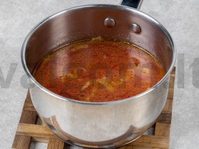 Pomidorų sriuba su avinžirniais Žingsnis 1
