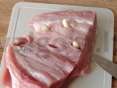 Kiauliena orkaitėje su paprika Žingsnis 2