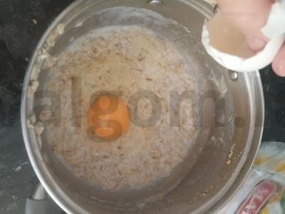 Avižinių dribsnių vafliai Žingsnis 1