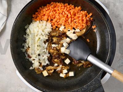 Japonų omletas su ryžiais „Omuraisu“ Žingsnis 6