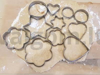 Imbieriniai sausainiai su medumi Žingsnis 2