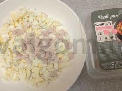 Okroška su virtiniu kiaulienos šniceliu ant duonos kvaso Žingsnis 2