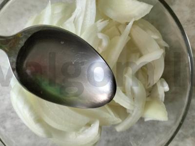 Sultinga kiauliena, marinuota garstyčiose ir svogūnuose, kepta folijoje Žingsnis 5