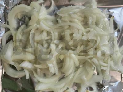 Sultinga kiauliena, marinuota garstyčiose ir svogūnuose, kepta folijoje Žingsnis 6