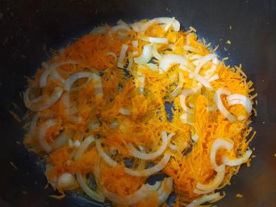 Paprastas salotas su vištienos kepenimis, daržovėmis ir žolelėmis Žingsnis 5