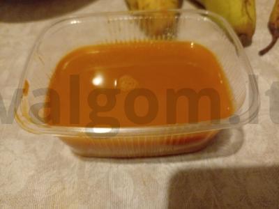 Saldus vaisių ir daržovių salotas su medaus padažu Žingsnis 2