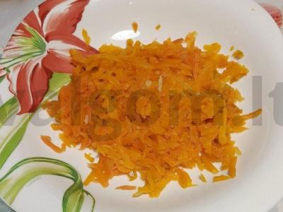 Salotas „Mimoza“ su sviestu Žingsnis 5