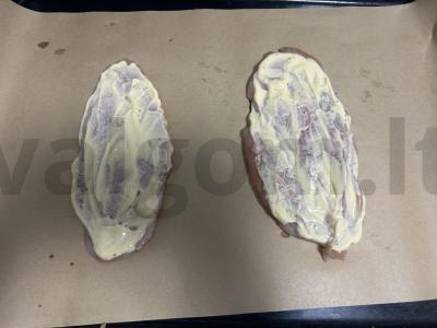 Vištiena su ananasais po sūrio apvalkalu Žingsnis 3