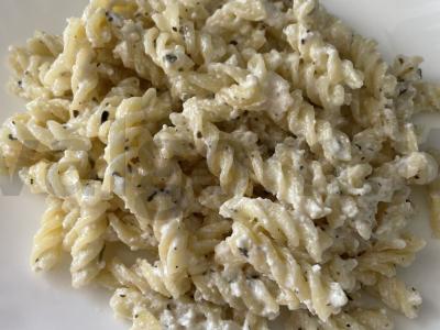 Švelni makaronai su ridikėliais ir rikota Žingsnis 8