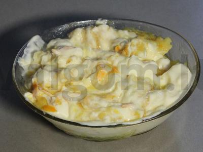 Varškės įdaras blynams su bananais ir apelsinais pagrindine nuotrauka