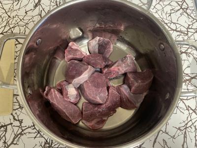 Kvapni hašlama su mėsa ir daržovėmis Žingsnis 1