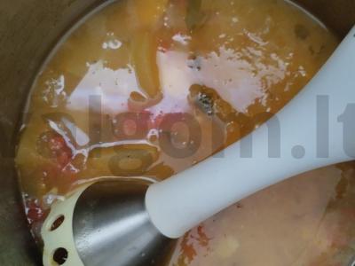 Vegetariškas moliūgų sriuba su česnaku Žingsnis 5