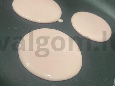 Rožiniai blynai su obuolių sultimis Žingsnis 7