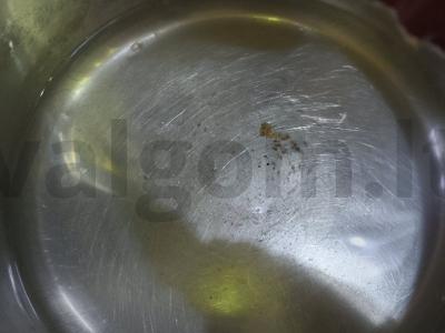 Konservuoti pomidorai su paprika ir salierais azerbaidžaniečių stiliumi Žingsnis 9