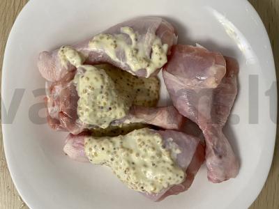 Keptos blauzdos garstyčių ir majonezo padaže Žingsnis 3