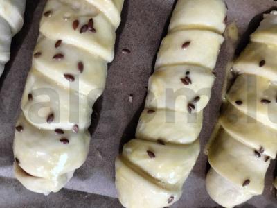 Aštrūs dešrelės tešloje su kečupu Žingsnis 5