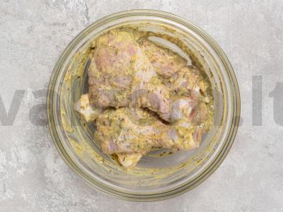 Kepta vištienos blauzda folijoje Žingsnis 2