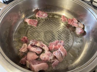 Troškintas ryžiai su jautiena sultinyje Žingsnis 3