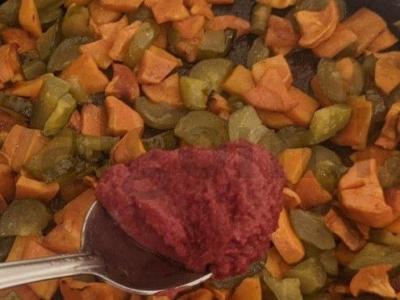 Greitoji soljanka su rūkytomis ir virtais dešromis Žingsnis 6