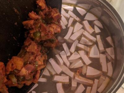 Greitoji soljanka su rūkytomis ir virtais dešromis Žingsnis 7