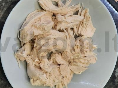 Šiltas salotas su vištienos krūtinėle Žingsnis 1