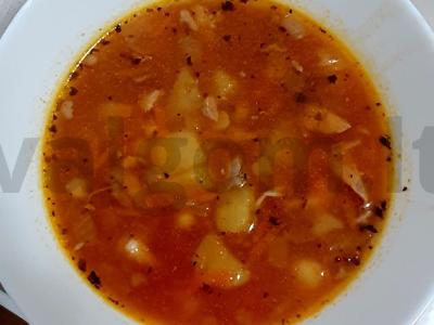 Lengvas konservuoto avinžirnio sriuba pagrindine nuotrauka