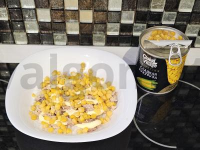 Salotos su lašiša, kukurūzais ir ryžiais Žingsnis 3