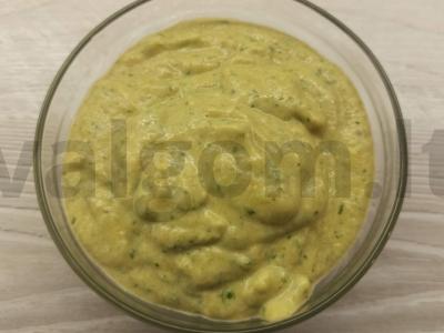 Tirštas padažas su grybais ir svogūnais pagrindine nuotrauka