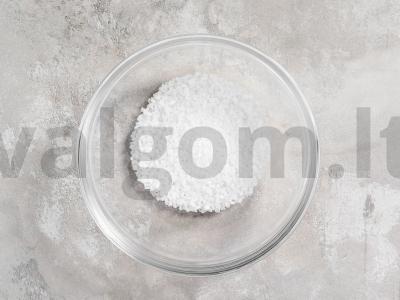 Namų stiliaus džiovintos mėsos salotos Žingsnis 1