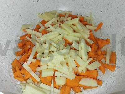 Kuskusas, troškintas su daržovėmis Žingsnis 2