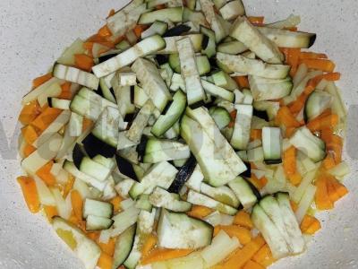 Kuskusas, troškintas su daržovėmis Žingsnis 3