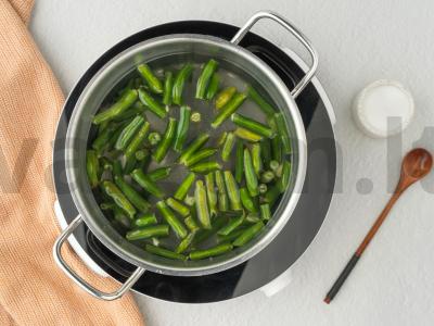 Kepta žirnių pupelė su daržovėmis Žingsnis 2