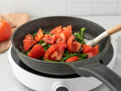 Kepta žirnių pupelė su daržovėmis Žingsnis 4